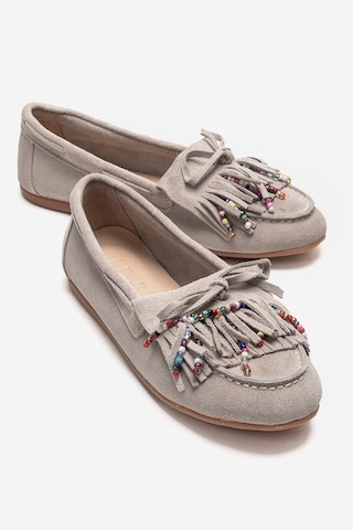 Luvishoes Evelyn Bej Süet Hakiki Deri Püsküllü Boncuklu Kadın Loafer Ayakkabı