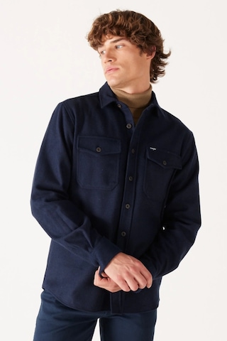 Wrangler Regular Fit Lacivert Erkek Gömlek W232137410 001