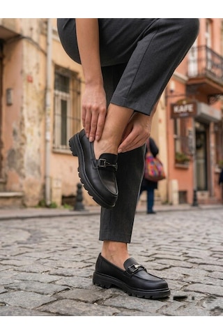 Fort Ventes 35840 Siyah Cilt Toka Detaylı Rahat Loafer Kadın Ayakkabı