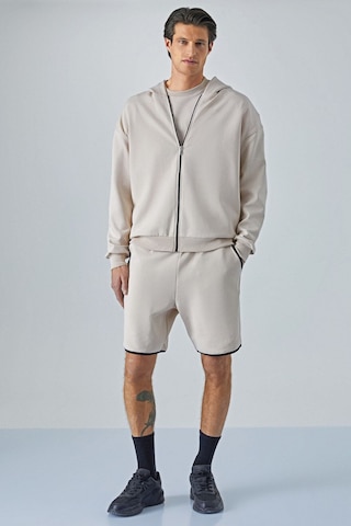 GRIMELANGE Ralf Erkek Kapüşonlu Uzun Kol Baskı Detaylı Fermuarlı Oversize Açık Gri Ceket Açık Gri