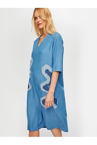 Faik Sönmez Soyut Aplike Detaylı V Yaka Tenselli Jean Elbise S25jel001 Us25jel00127 Indigo