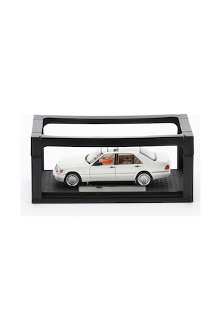 1:24 Ölçek Sesli Işıklı 4 Kapısı Kaput Ve Bagajı Açılan Stantlı Model Araç Beyaz Düz