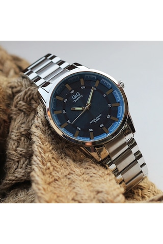 Q&Q Q890J212Y Erkek Kol Saati