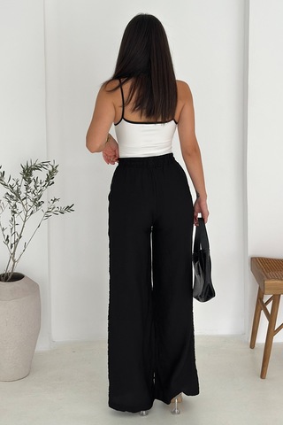 Noa & Noa Kadın Yanları Dantel Astarlı Şortlu Pantolon Hafif & Feminen Stil Siyah