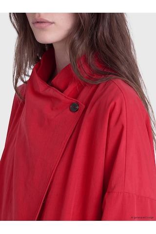 Lcw Modest Kırmızı Hakim Yaka Oversize Kadın Yağmurluk