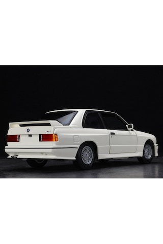 1:18 Minichamps 1987 Bmw 3 Serisi M3 E30 180020307