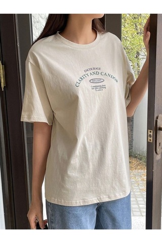 Flood Of Style Kadın Bej Clarity And Candor Baskılı Oversize T-shirt