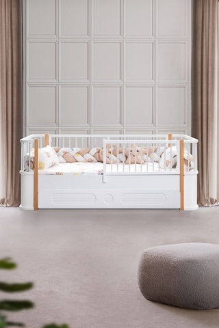 Antalya Yavrulu Karyola, Alvin 3 Kapaklı Dolap Ceviz