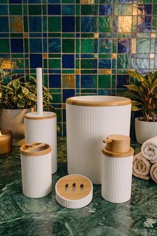 Makri Home Beyaz Bambu Desenli 5 Parça Banyo Seti, Şık Tasarımlı, Hacim: 6 Litre Ahşap - Beyaz