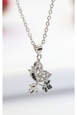 Nano Siyah Taşlı Yapraklı Kelebek Gümüş Kolye-Silver