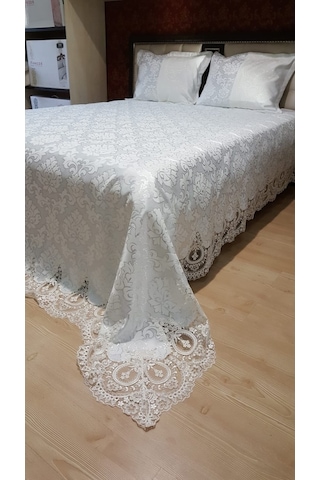 Finezza Beste Fransız Dantelli Simli Jakar Kumaş Krem Yatak Örtüs Krem