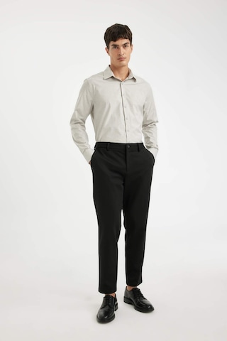 DeFacto Modern Fit Modern Kesim Poplin Düz Pamuk Karışımlı Uzun Kollu Gömlek D3375AX24AUGR297 Gri