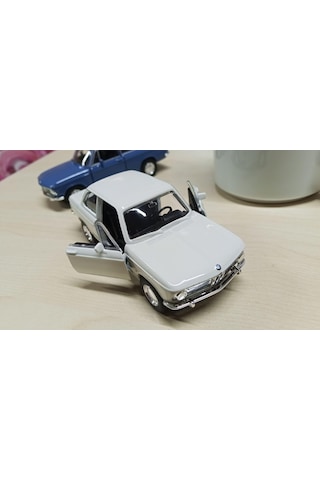 Oyuncak Metal Model Araba 1/36 Çek Bırak Bmw 2002 Ti Beyaz