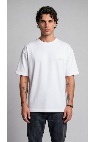 Black Nova Oversize Baskılı Unisex Tişört Classic Car Beyaz