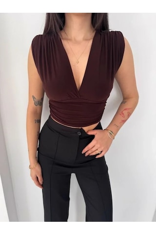 Efnaz Style Vatkalı Kolsuz V Yaka Drapeli Crop Bluz Likralı Fit - Kahverengi