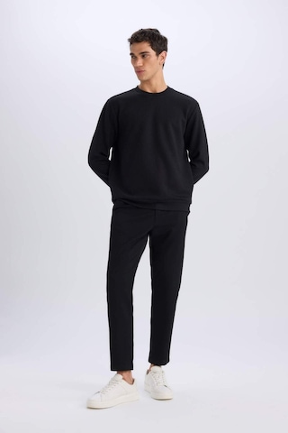 DeFacto Regular Fit Bisiklet Yaka Basic Düz Sweatshirt D7231AX25SPBK81