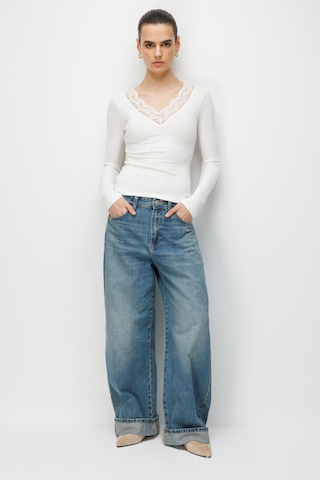 Mixray 2070 Kadın V Yaka Dantelli Body Bluz Beyaz Beyaz