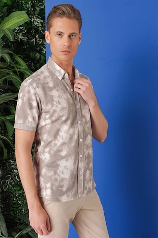 Efor Slim Fit Düğmeli Yaka Batik Desenli Kısa Kol Pamuk Bej Gömlek G 1502 Bej