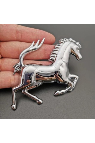 Altın Sağ-3d Metal Çalışan At Amblemi Süslü Çıkartmalar Ferrari 458 488 599 Araba Çamurluk Pencere Tampon Vücut Ro