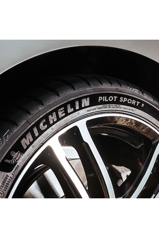 Michelin 255/35R21 98Y XL Pilot Sport 5 Yaz Lastiği 2024