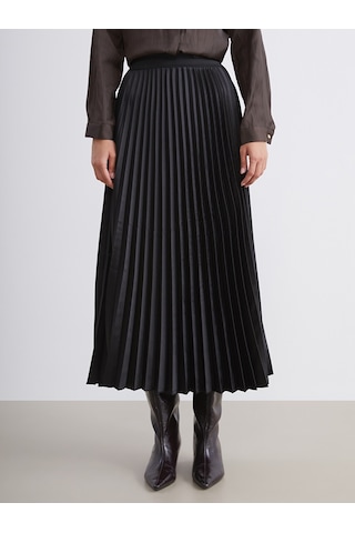 Lcw Modest Siyah Beli Lastikli Saten Pileli Etek