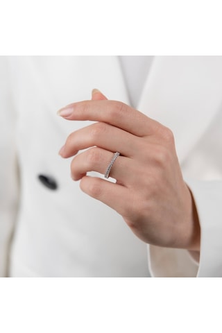 Gümüş Tek Sıra Zirkon Taşlı Tamtur Yüzük