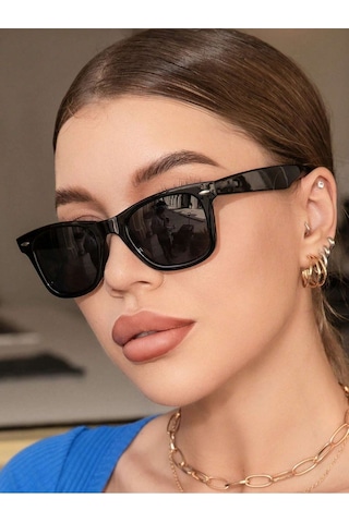 Wayfarer Eğimli Kadın Güneş Gözlüğü