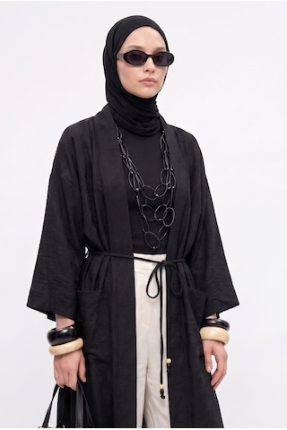 Avenna Doğal Kumaş Kuşaklı Cepli Beli Kuşaklı Kolyeli Kimono Siyah 26ya511