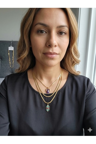 Kadın 316l Çelik Gold Çok Katmanlı Zincir Kolye - Mor Taşlı Göz Ve Geometrik Desen Sarkaçlı Kombin Kolye Altın