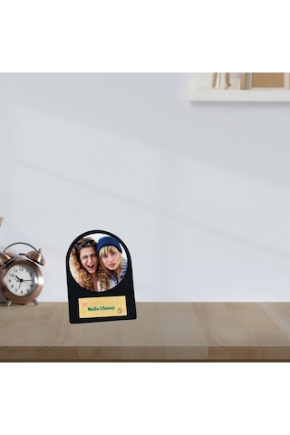 Arkadaşlara Özel Fotoğraflı Ahşap Masa Üstü Çerçeve