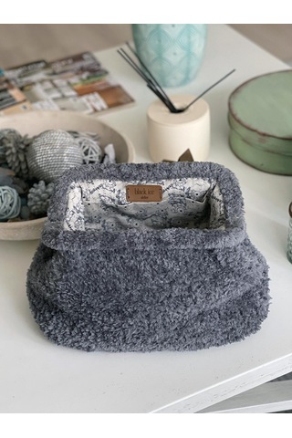 El Yapımı Antrasit Teddy Yün Örgü El Çantası Antrasit