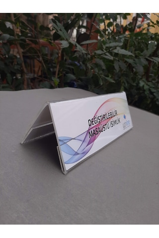 Yönline Çift Yönlü Şeffaf Pleksi Masaüstü Değiştirilebilir İsimlik 25 x 8 CM