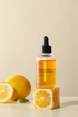 NACIFIC Fresh Herb Origin Serum 50 ml , Bitki Özleri + C Vitamini Kaynağı , Aydınlatıcı & Canlandırıcı Serum