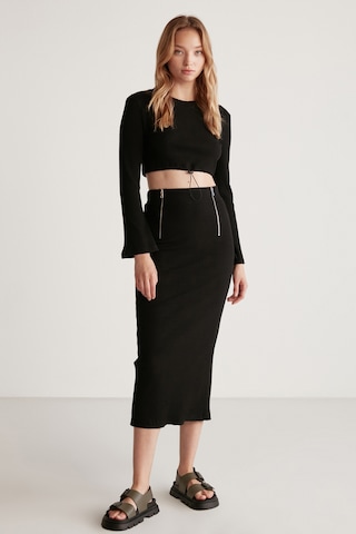 Ethıquet Lauren Kadın Slim Fit Fermuar Detaylı Midi Siyah Etek