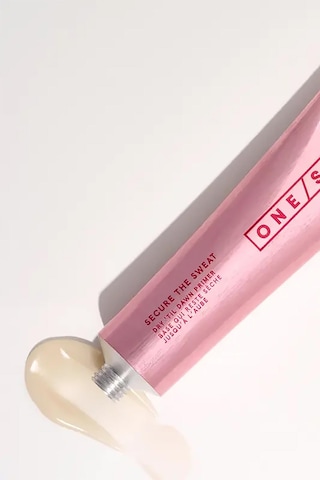 One Size Secure The Sweat Su Geçirmez Matlaştırıcı Makyaj Bazı 10ml