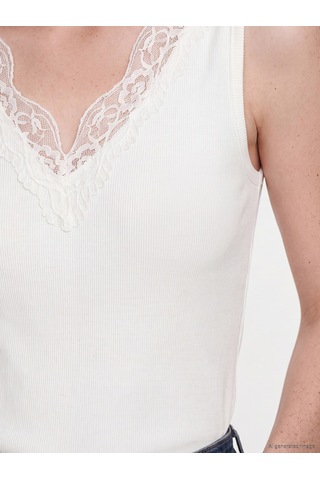 Lcw Comfort Beyaz V Yaka Dantel Detaylı Kadın Atlet