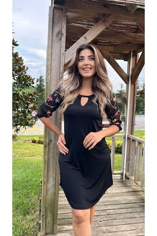 Kadın Fakir Kol Bisiklet Yaka Çiçek Desen Sandy Salaş Kısa Elbise Siyah