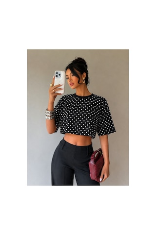 Wild Flower Kadın Puantiye Desenli Crop Tişört Basic Oversize Yazlık Bluz Siyah