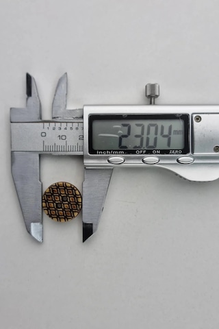 Orta Boy Ahşap Görünümlü Eskitme Baklava Desenli Kaban Çeket Hırka Yelek Düğmesi 5 Adet