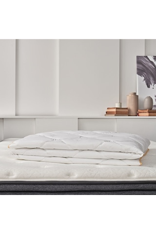 Yataş Bedding Dacron® Hallofıl® Allerban® Yorgan 200 Gr.