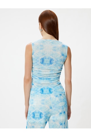 Koton Yarı Transparan Kolsuz Tişört Batik Desenli Slim Fit Mavi Desenli 4sak10964ek Mavi