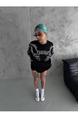 Freedom Storee Kadın Bisiklet Yaka Baskılı Kısa Kol Oversize T-shirt - Siyah Çok Renkli