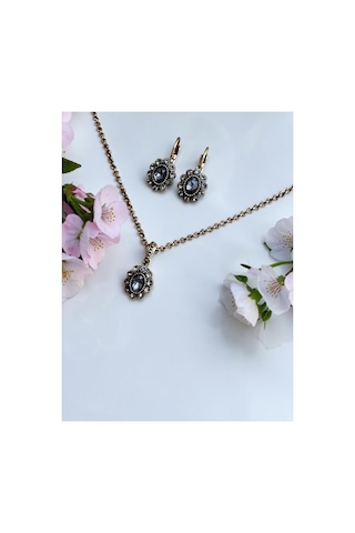 Kristal Taşlı Oval Kolye Ve Küpe Seti Gri 03202189