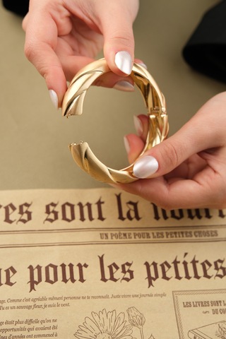 Çildan Womens Gold Özel Tasarım Kalın Kelepçe Bileklik Altın - Gold