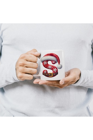 S Harfi Yılbaşı Temalı Bardak 330 Ml Harfli Kişiye Özel Hediye - Yeniyıl / Noel Şapka Tasarım Beyaz
