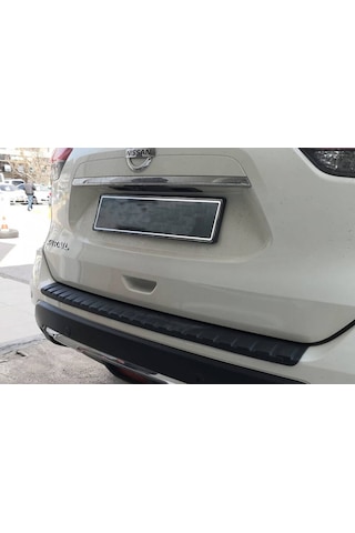 Nissan X-Trail 3 Arka Tampon Eşiği Plastik 2014-2017 Arası