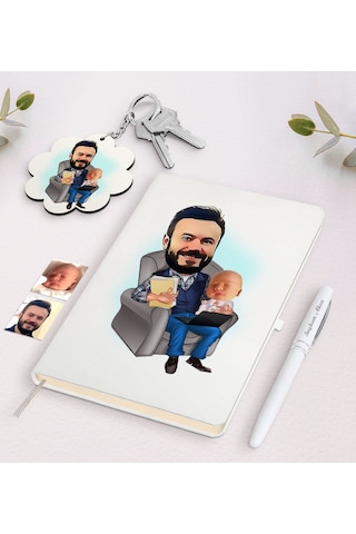 Kişiye Özel Baba Oğul Karikatürlü Beyaz Defter Kalem Ve Anahtarlı N11.16113