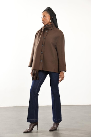 Kahverengi Atkılı Kaşe Mont D99800 Kahverengi