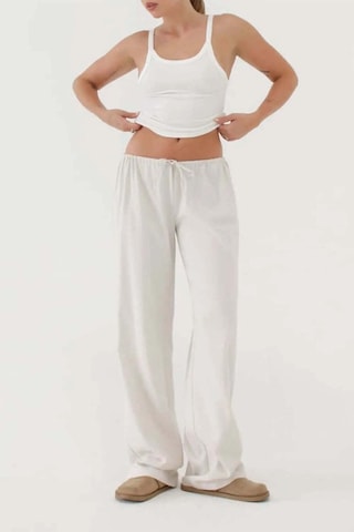 Amongst Few Kullanışlı Easy Drawstring Pant: Ayarlanabilir Kemer, Rahat Kesim Ve Yumuşak Kumaş Krem