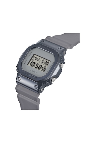 Casio GM-5600MF-2DR Erkek Kol Saati